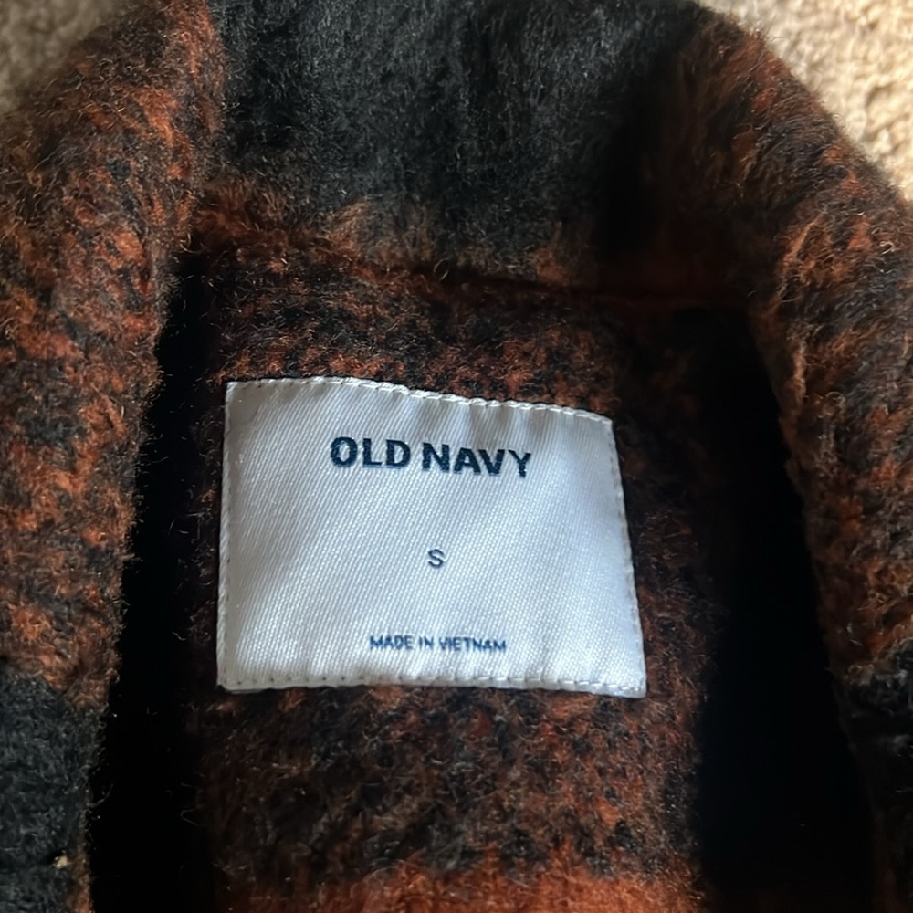 Women’s Old Navy shirt jacket. Size small. - Picture 2 of 6